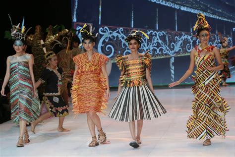 Jakarta Fashion Week 2019: Een Weergave van Indonesische Creativiteit en de Opkomst van LSPR's Modeopleiding